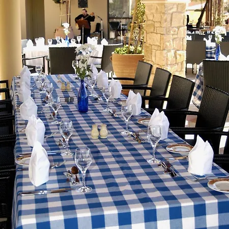 Theseus Village 2 Bed With Enviable Position On Communal Pool *
