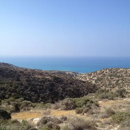 Theseus Village 2 Bed With Enviable Position On Communal Pool Kouklia