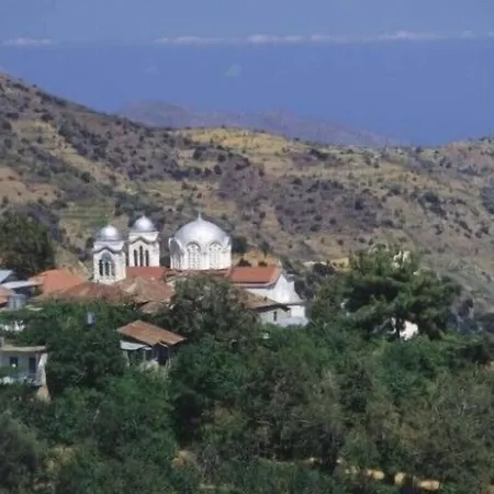 Theseus Village 2 Bed With Enviable Position On Communal Pool Kouklia