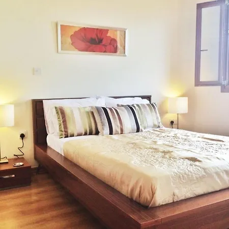 Theseus Village 2 Bed With Enviable Position On Communal Pool * Kouklia